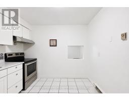 Rear - 961a Eglinton Avenue, Toronto, ON M6C2C4 Photo 9