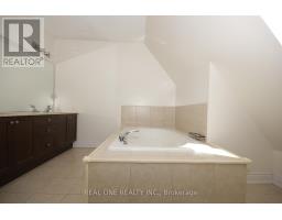 7 Slingsby Lane, Toronto, ON M2N0H7 Photo 22
