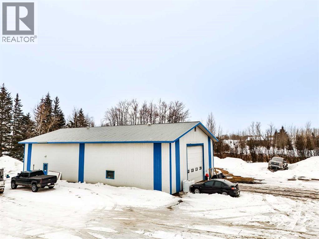 107401 Highway 697 Highway - Image 11