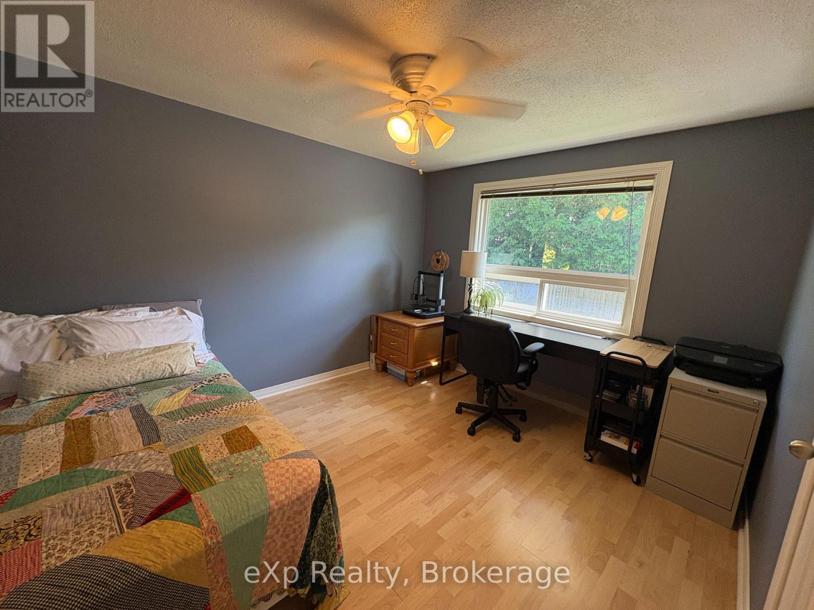 23 VALLEYSIDE DRIVE - Image 14