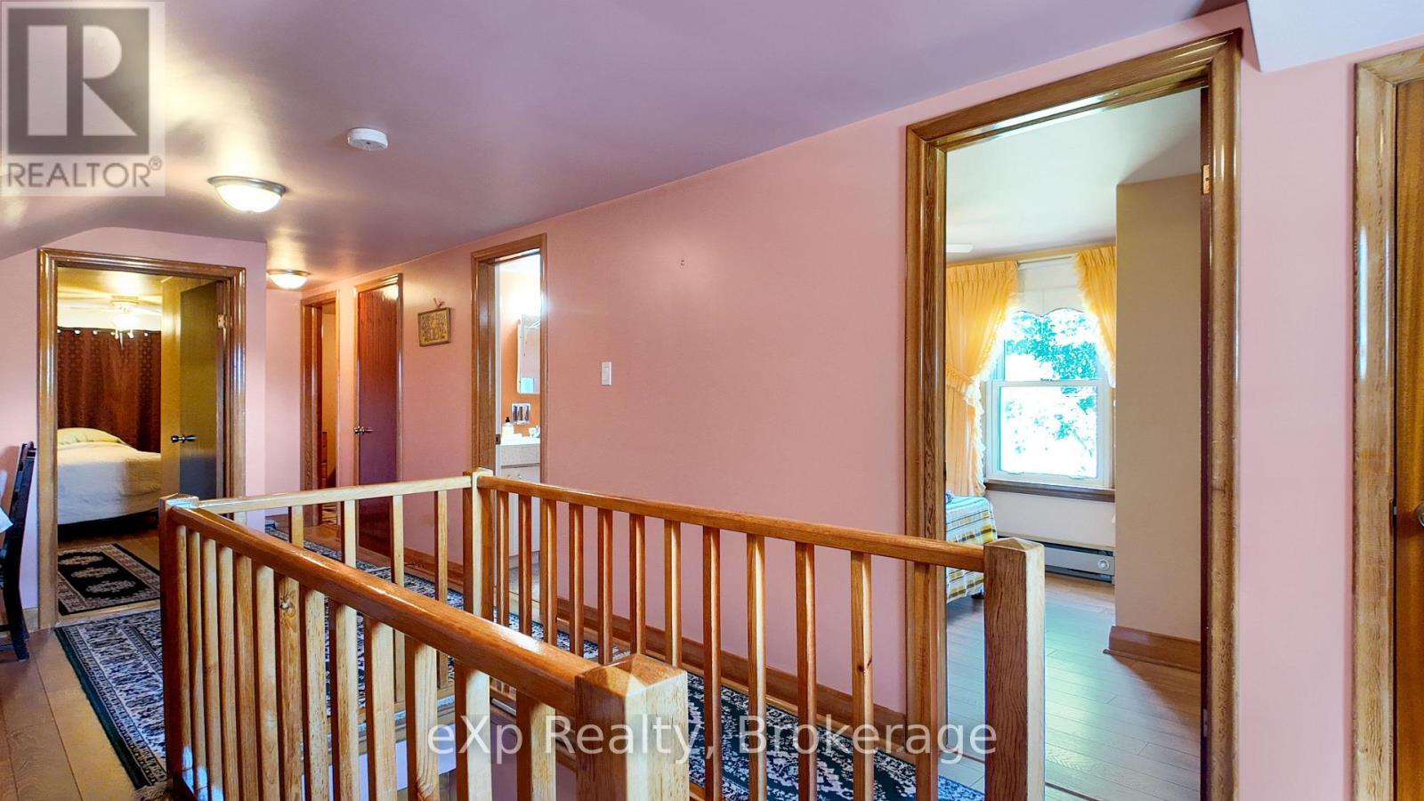 6 JOHNSTONE BOULEVARD - Image 19