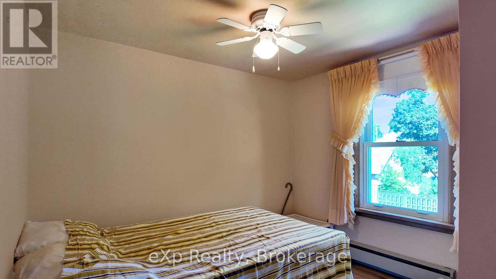 6 JOHNSTONE BOULEVARD - Image 24