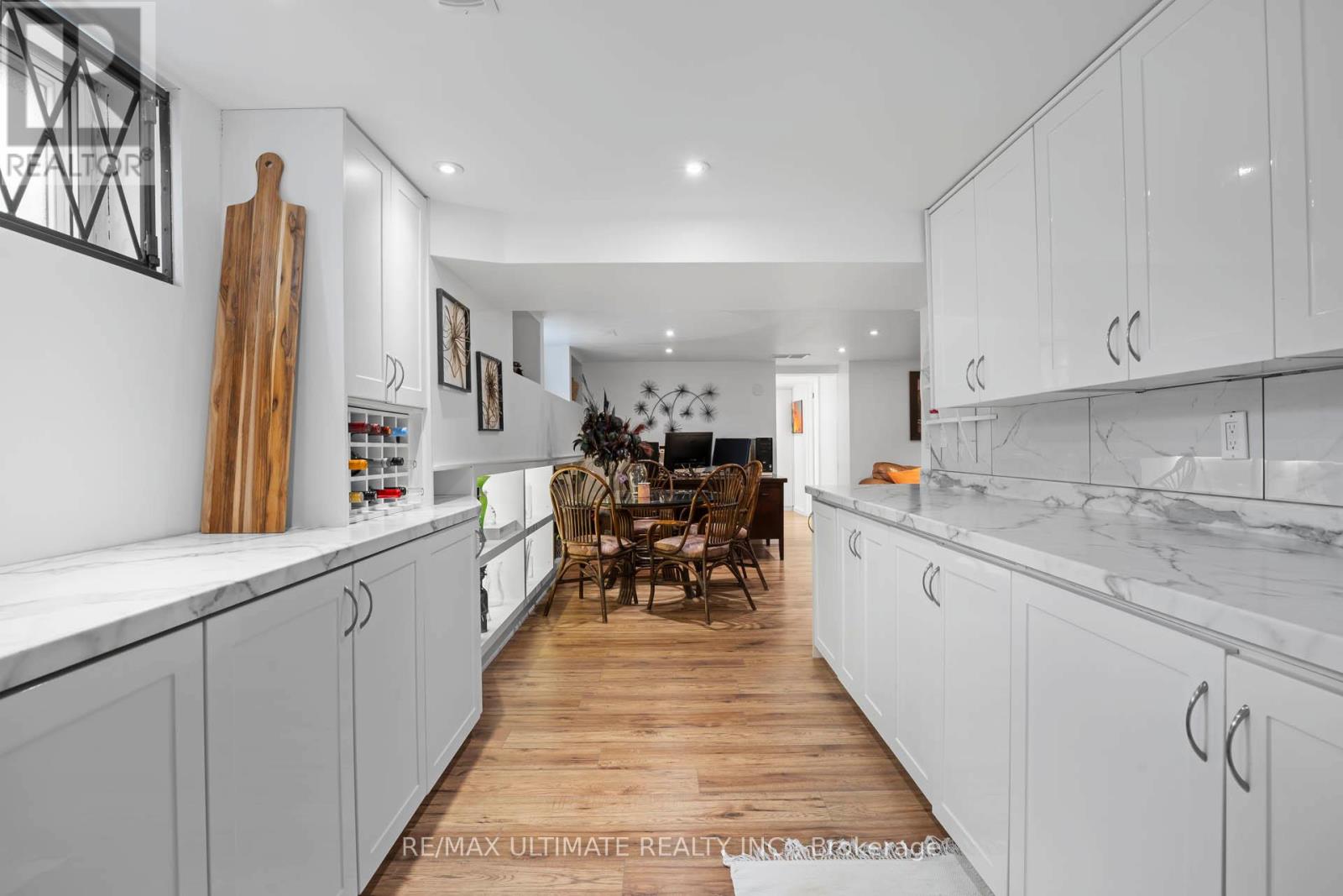 21 BRINLOOR BOULEVARD - 34
