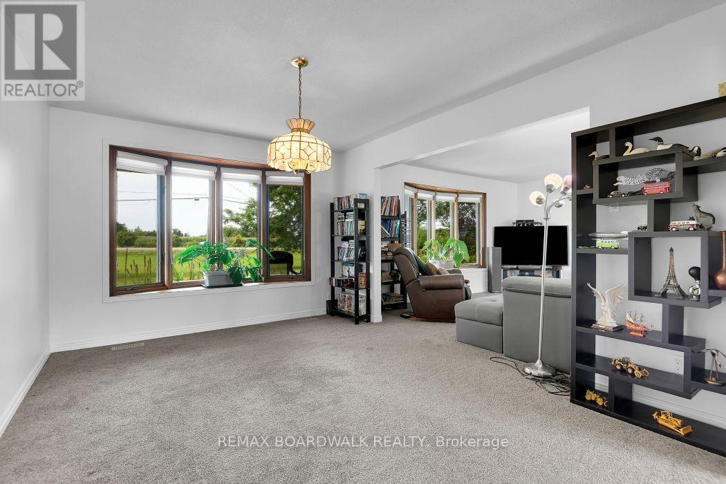 3382 CARP ROAD - Image 10