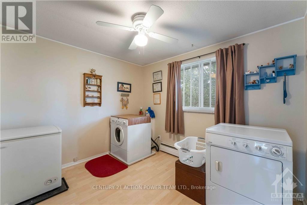 1512 BLACKHEATH STREET N - Image 14