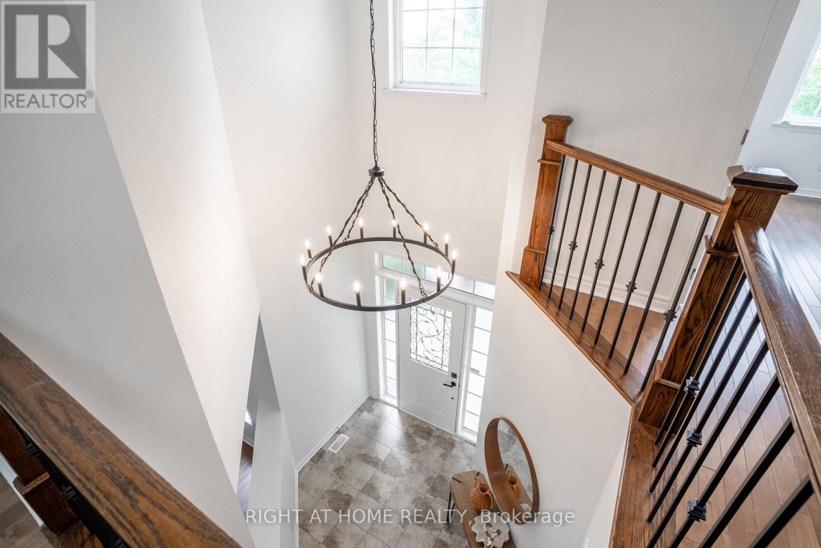 106 SUNITA CRESCENT - Image 30