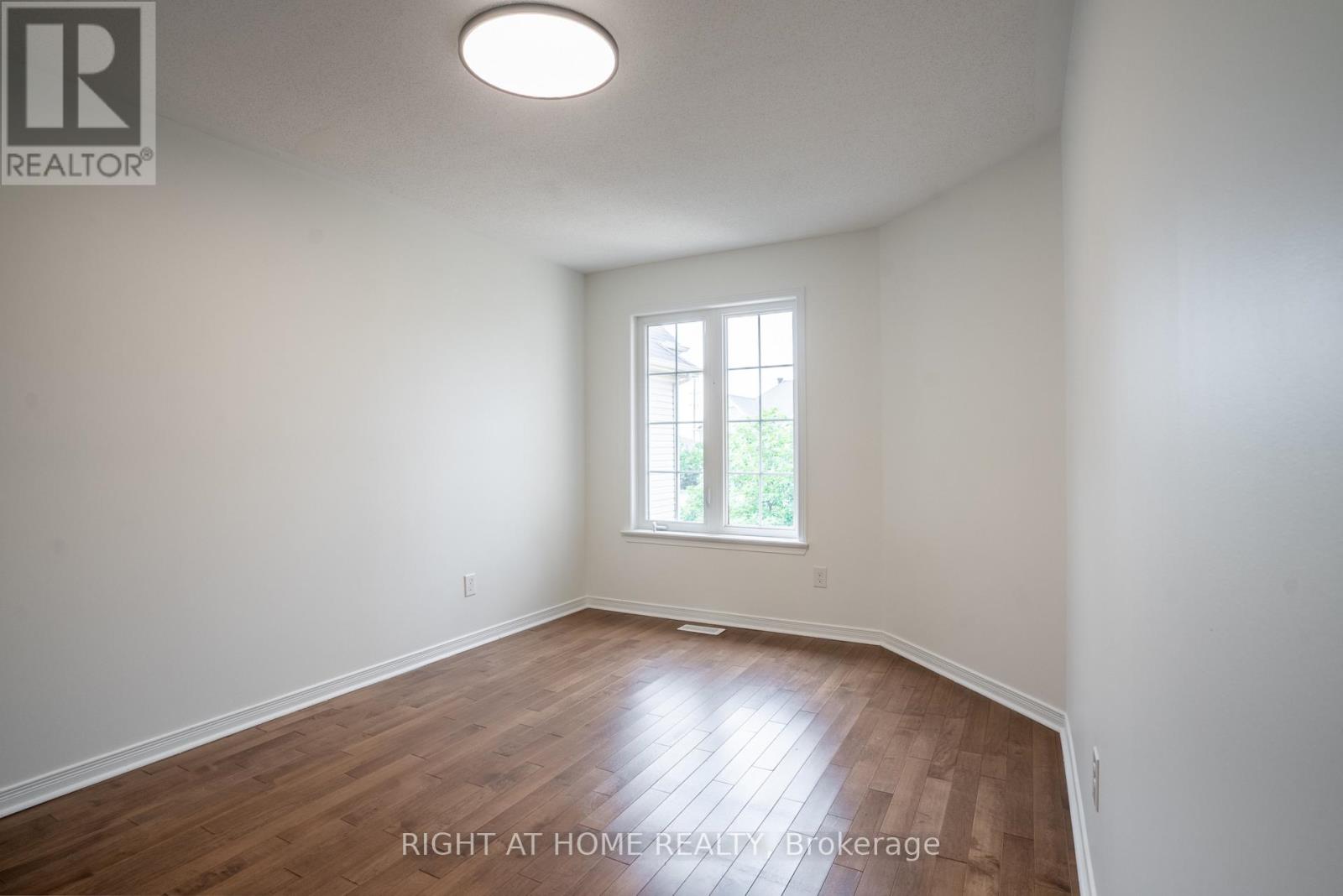 106 SUNITA CRESCENT - Image 42