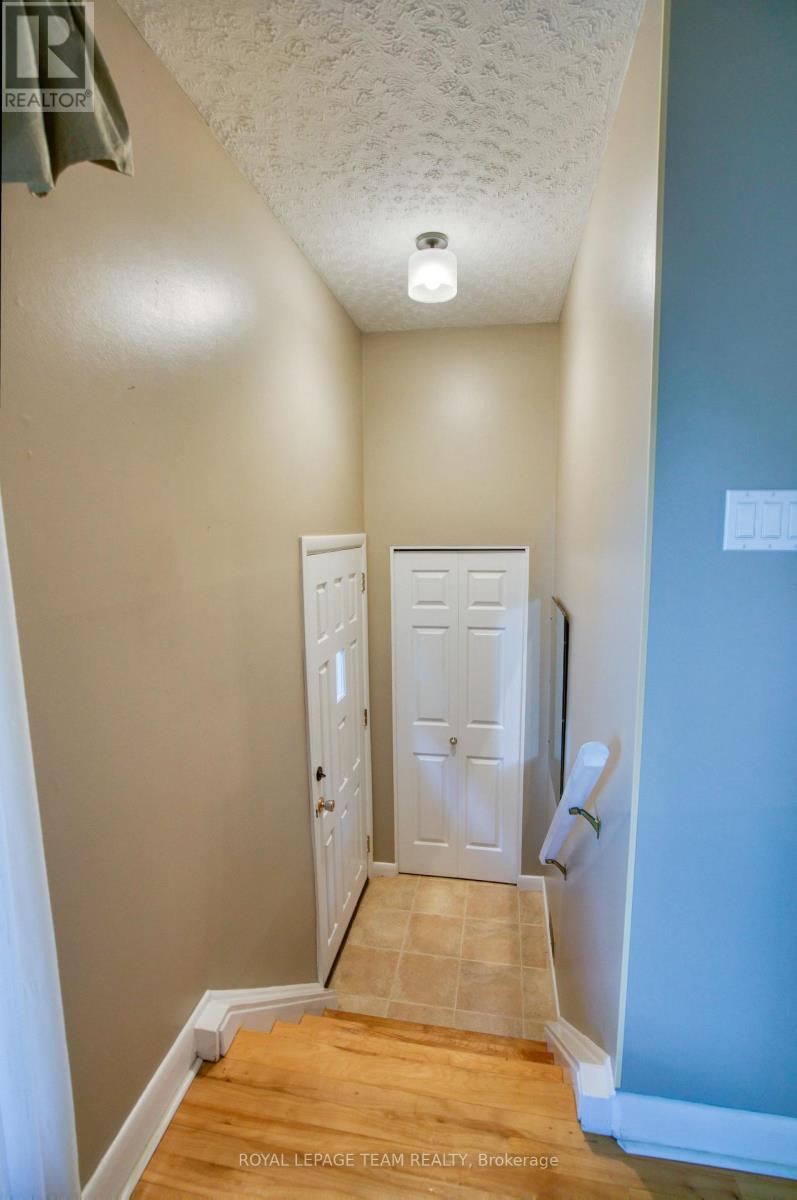 1072 ALDEA AVENUE - 3