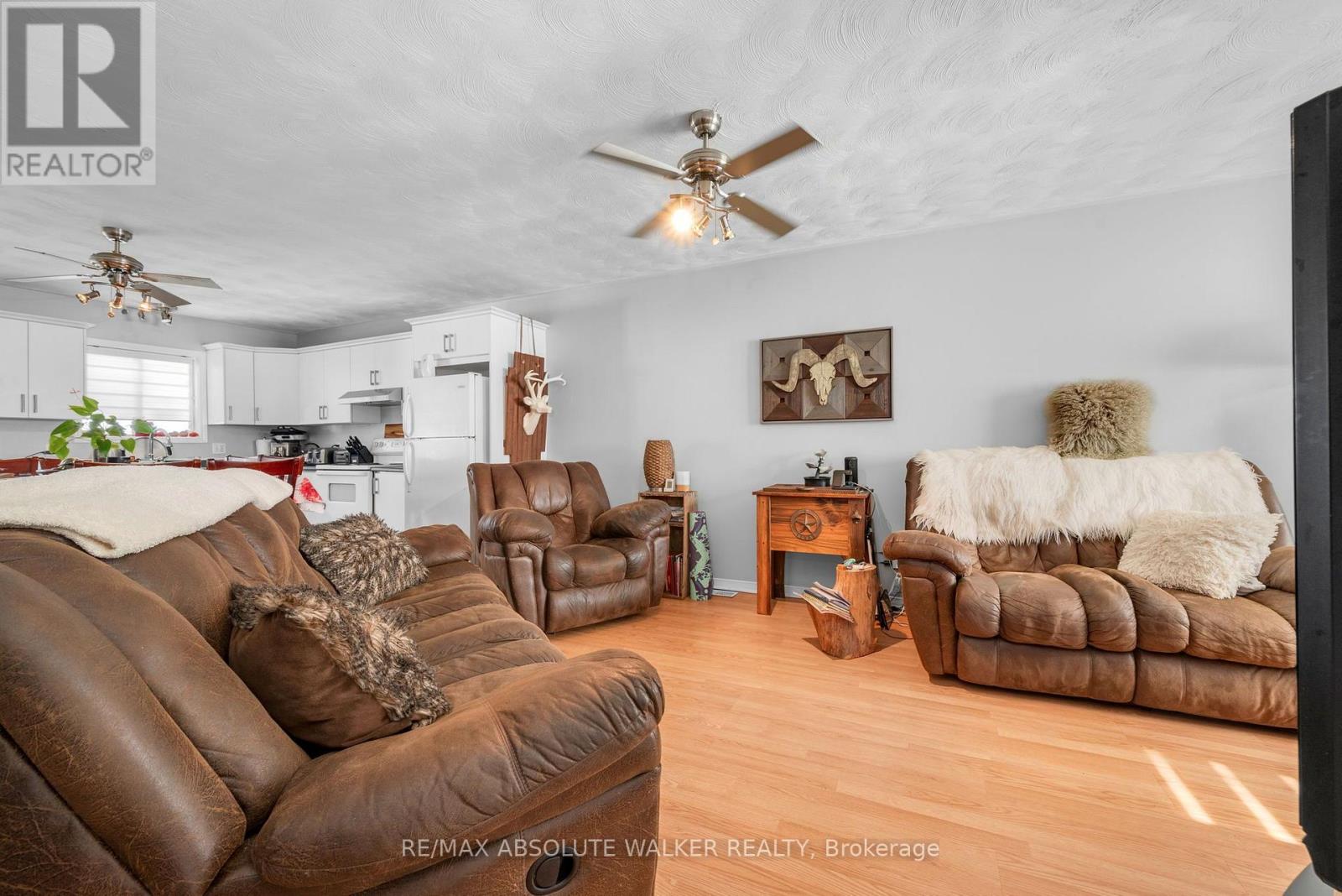 535B DEVISTA BOULEVARD - 2