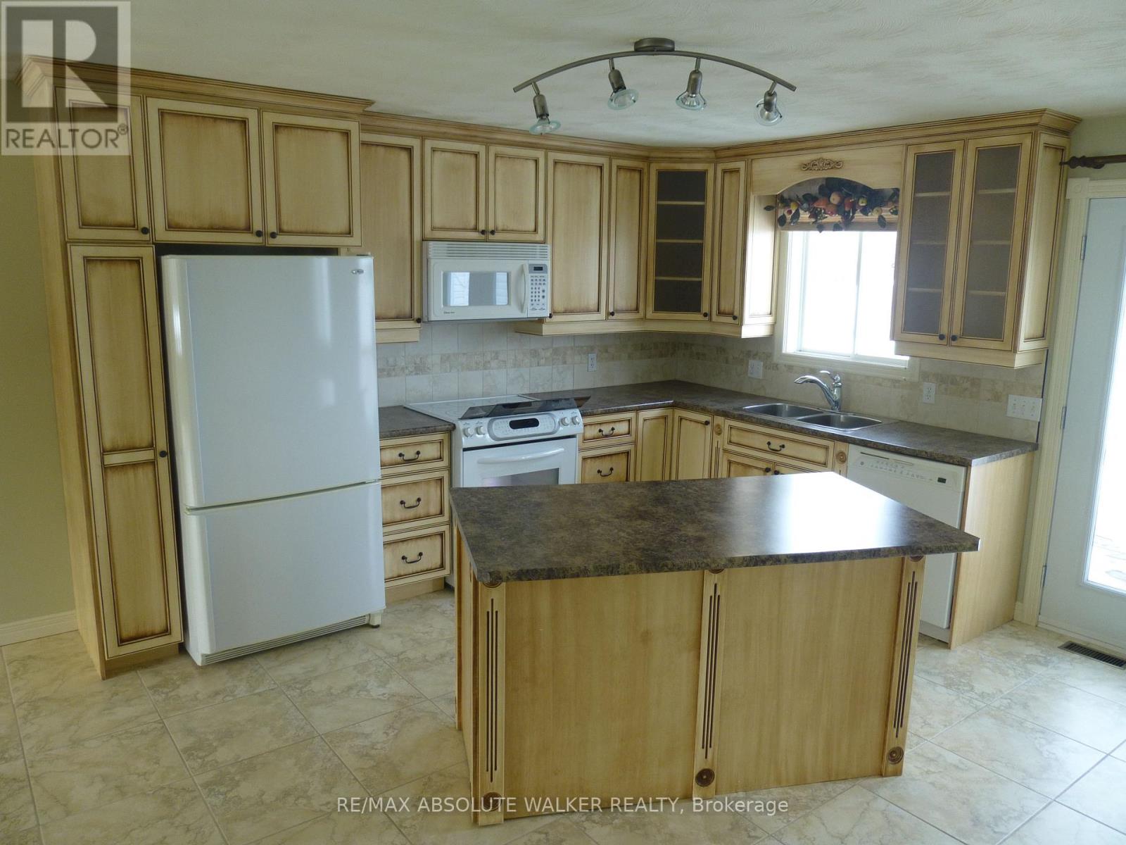 535A DEVISTA BOULEVARD - 6