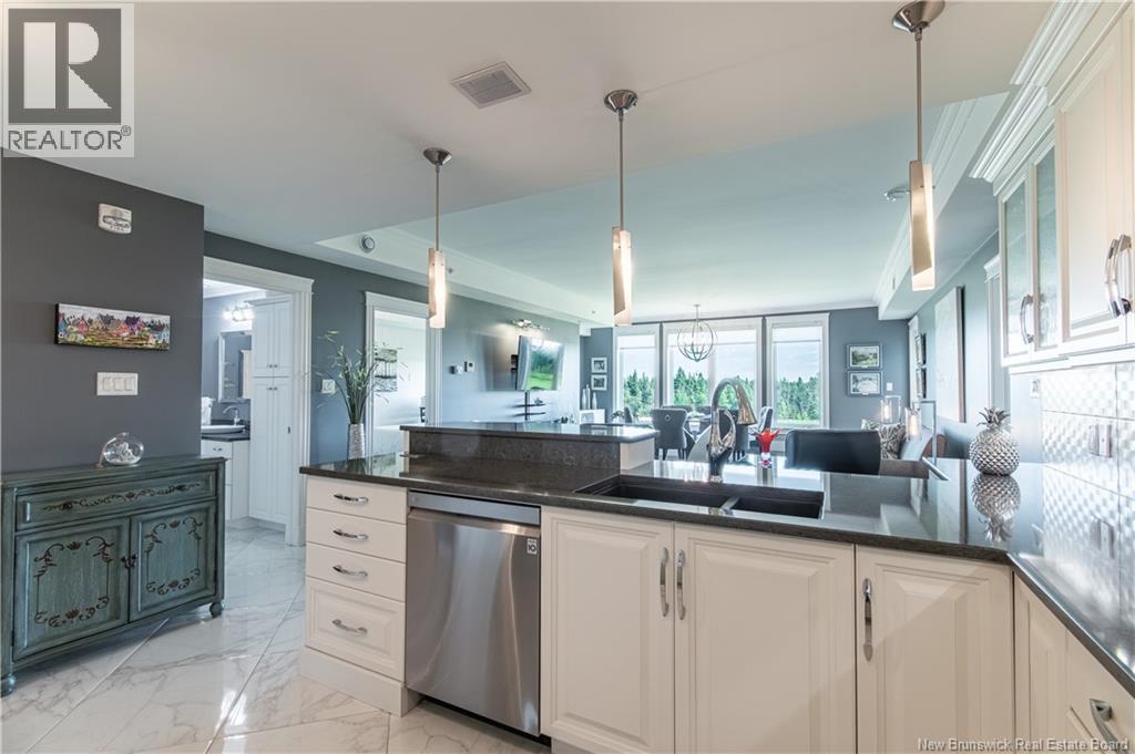 #204 185 Royal Oaks Boulevard - Image 4