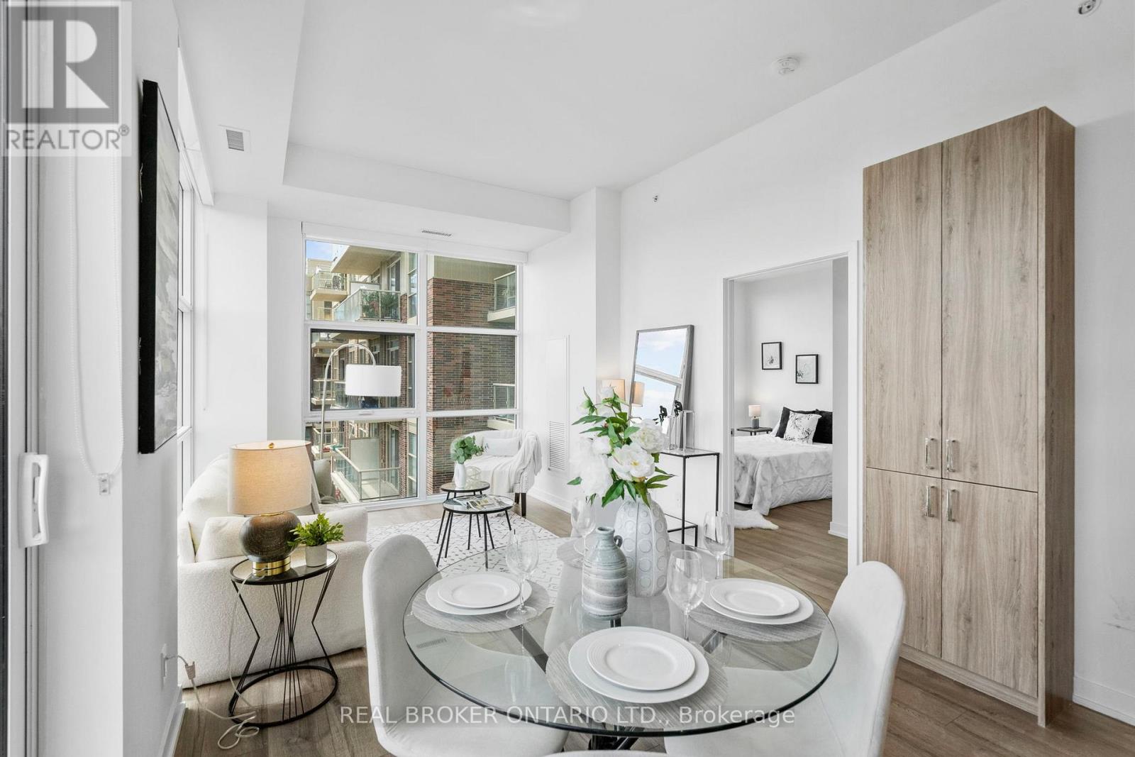 #920 1787 ST CLAIR AVENUE W - Image 11