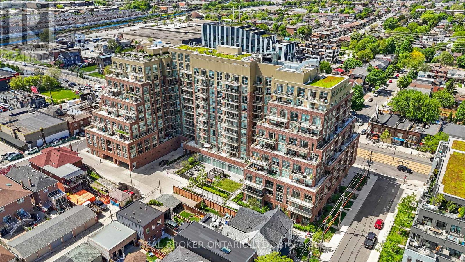 #920 1787 ST CLAIR AVENUE W - Image 43