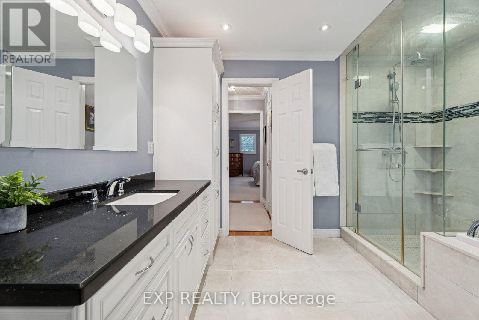 209 NOTTINGHAM DRIVE - Image 34