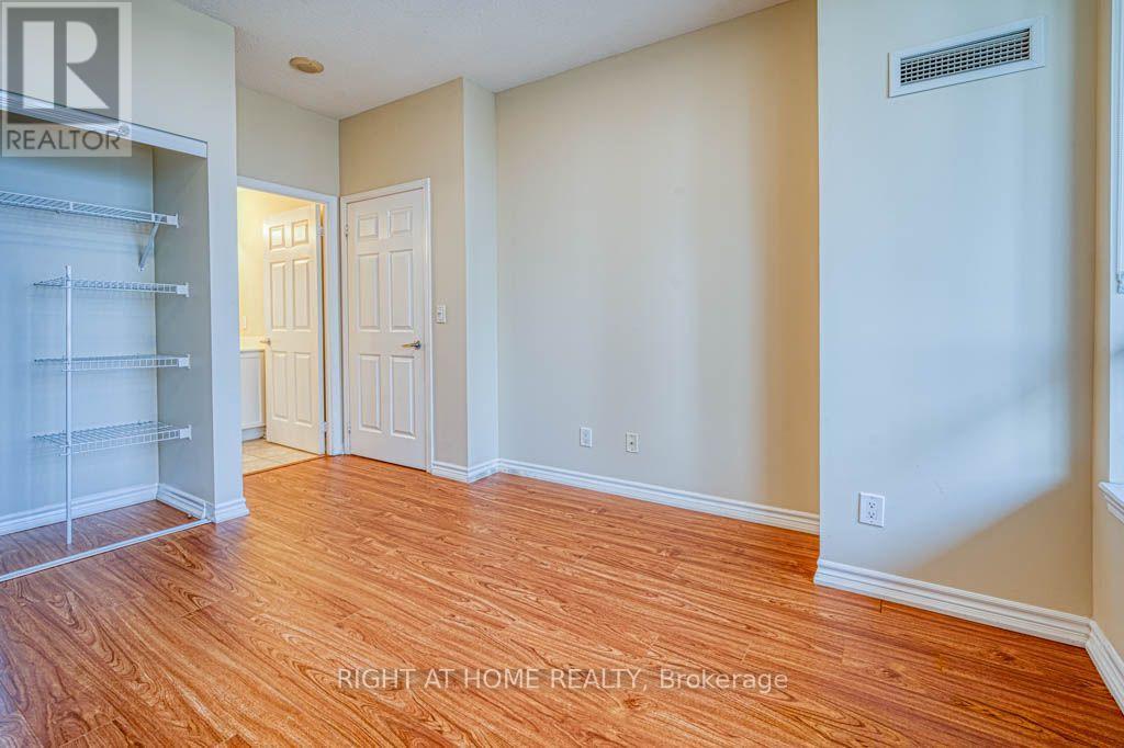 #1711 388 PRINCE OF WALES DRIVE - 24