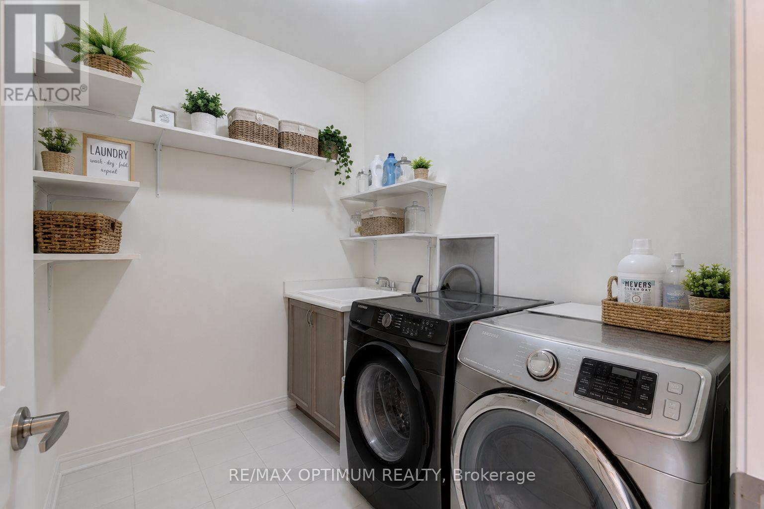120 CANARY CLOSE - Image 37