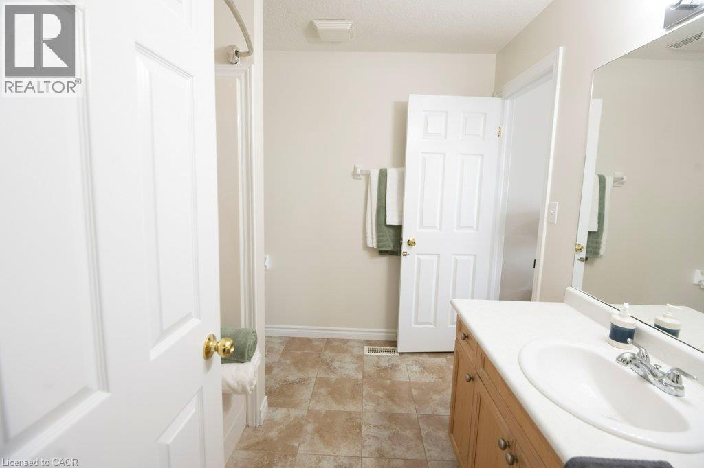 #3 975 STRASBURG Road - Image 22