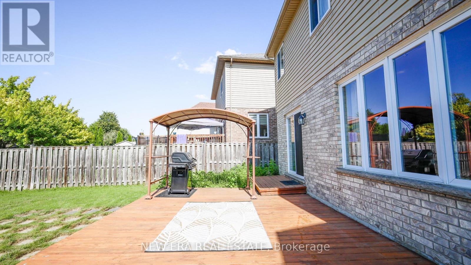 932 GRENFELL DRIVE - Image 35