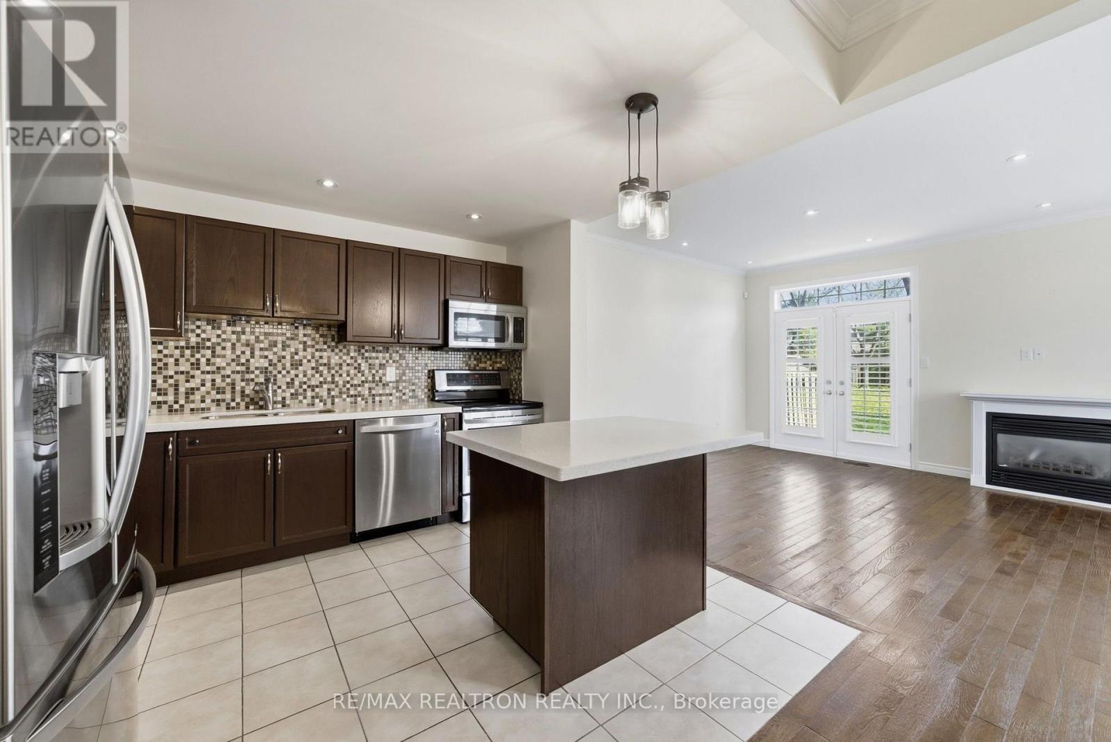 #1 876 GOLF LINKS ROAD - Image 11