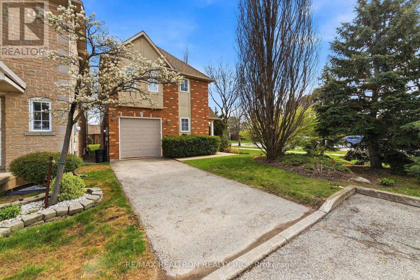 #1 876 GOLF LINKS ROAD - Image 31