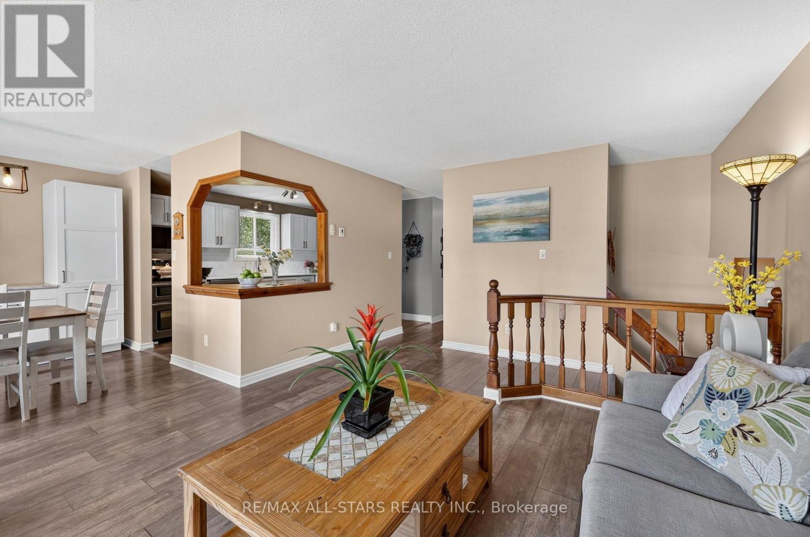 6 GOLF COURT - Image 12