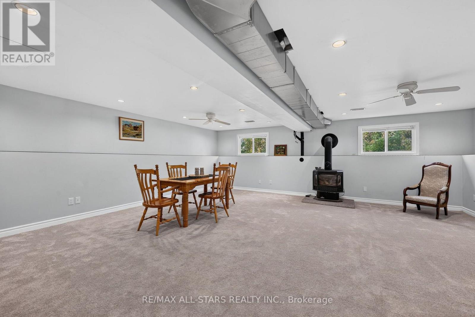 6 GOLF COURT - Image 25