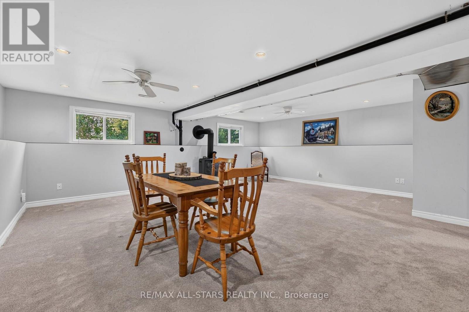6 GOLF COURT - Image 27