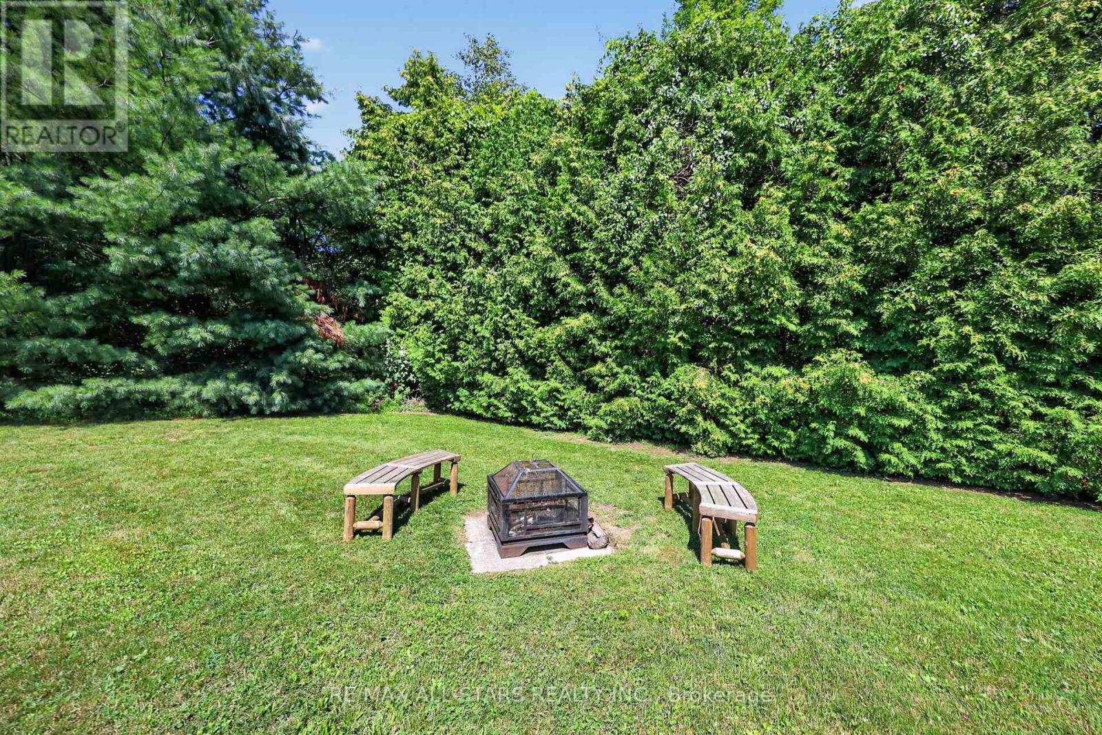 6 GOLF COURT - Image 33