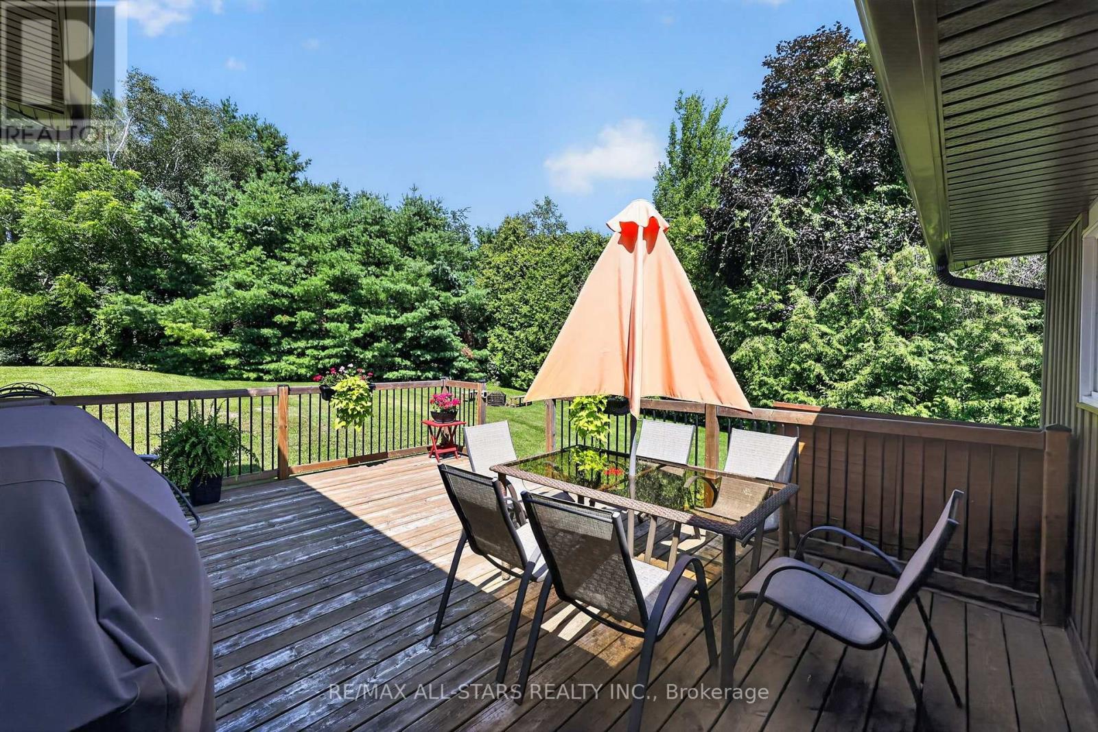 6 GOLF COURT - Image 37