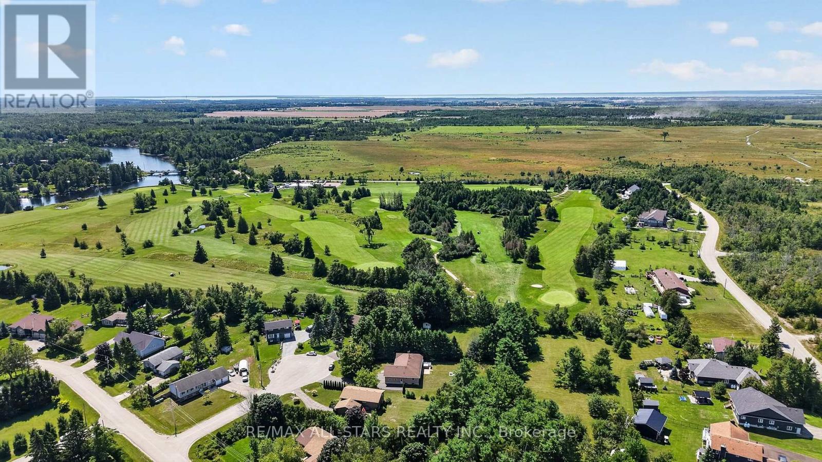 6 GOLF COURT - 42