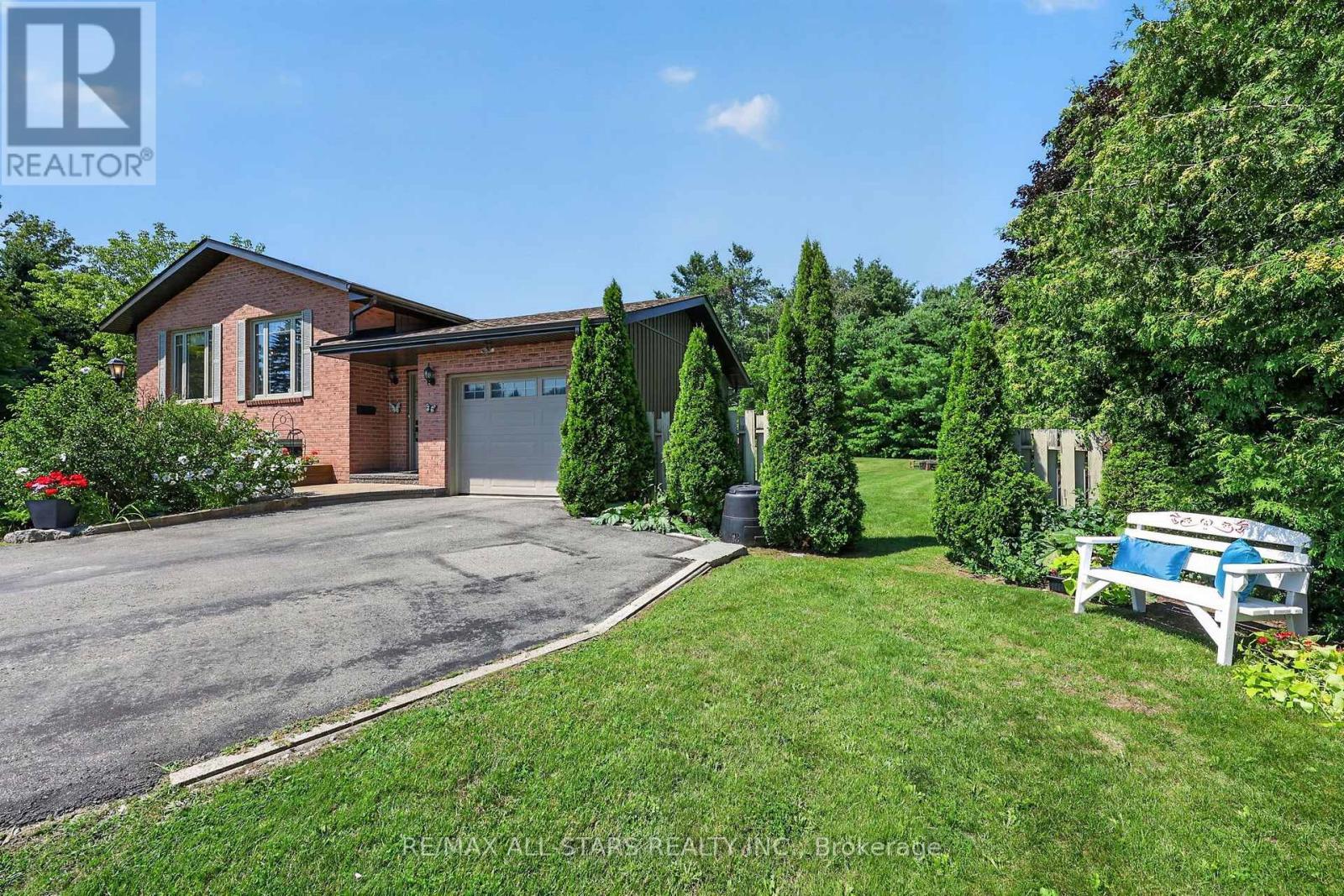 6 GOLF COURT - Image 6