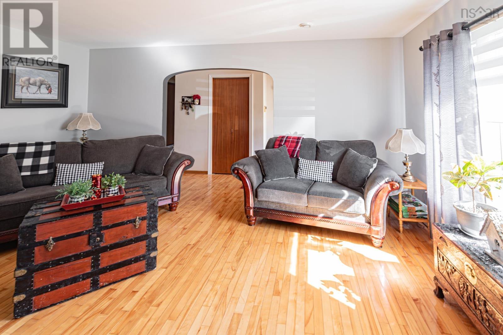 4 Three Brooks Road - 5