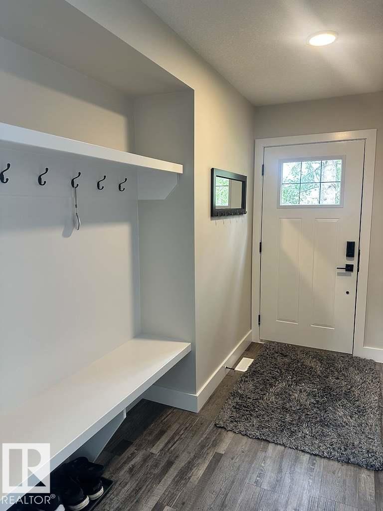 801 8 ST - 3