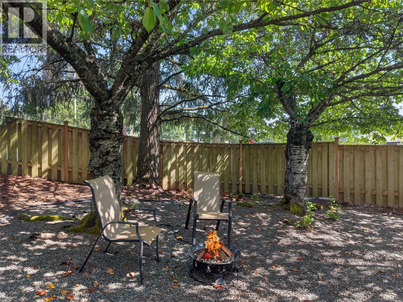 18 1180 Braidwood Rd, Courtenay