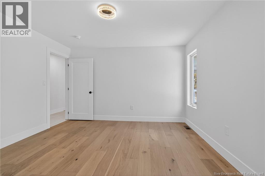 82 Maefield Street - 24