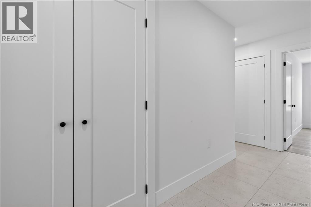 82 Maefield Street - 27