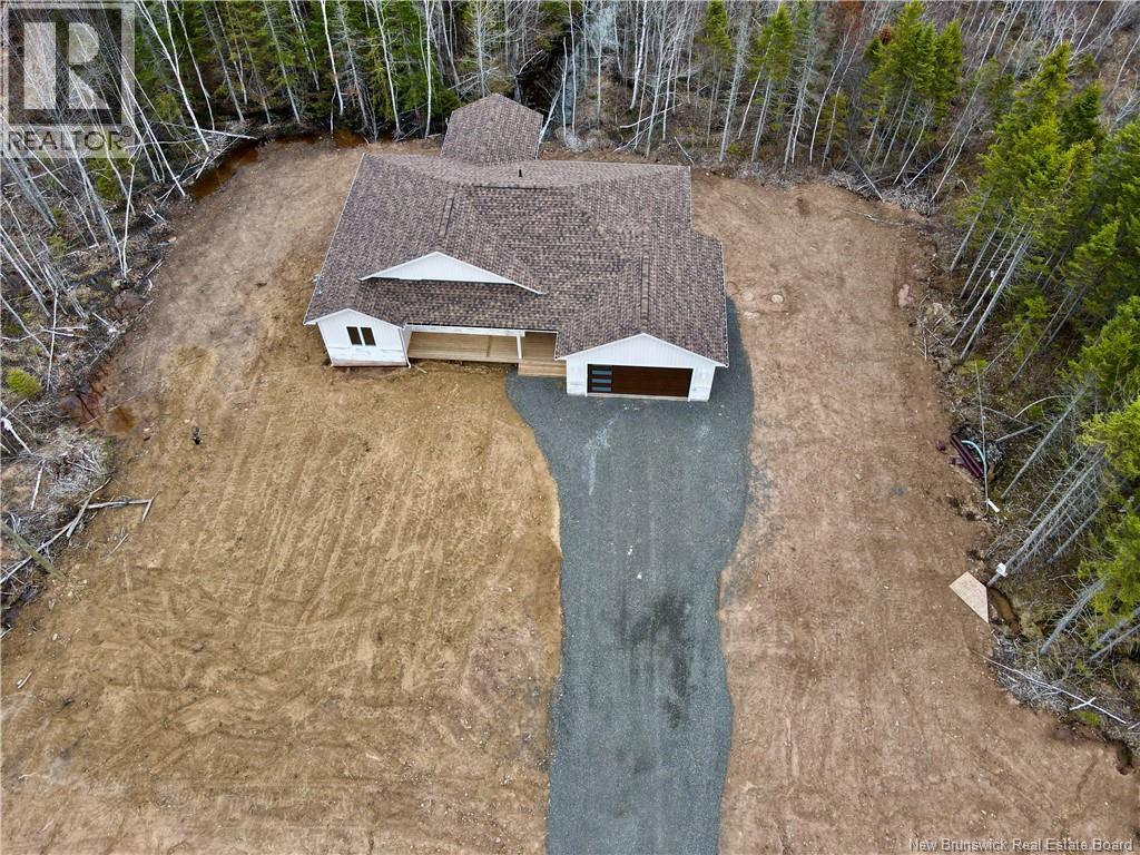 82 Maefield Street - 46