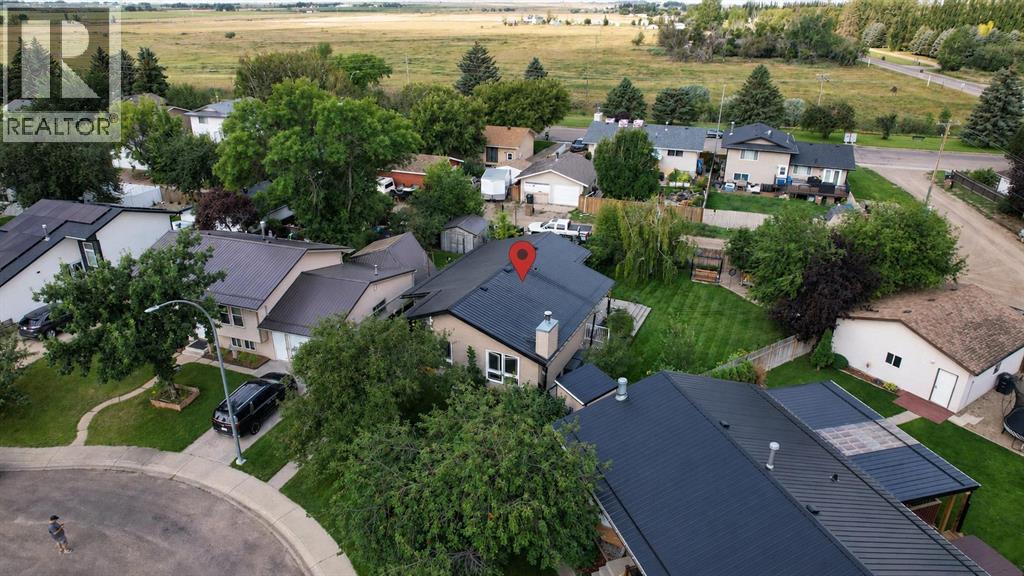 52 Chinook Way W - 2