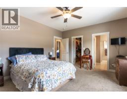 425 Aralia Place, Logan Lake, BC V0K1W0 Photo 13