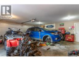 425 Aralia Place, Logan Lake, BC V0K1W0 Photo 25