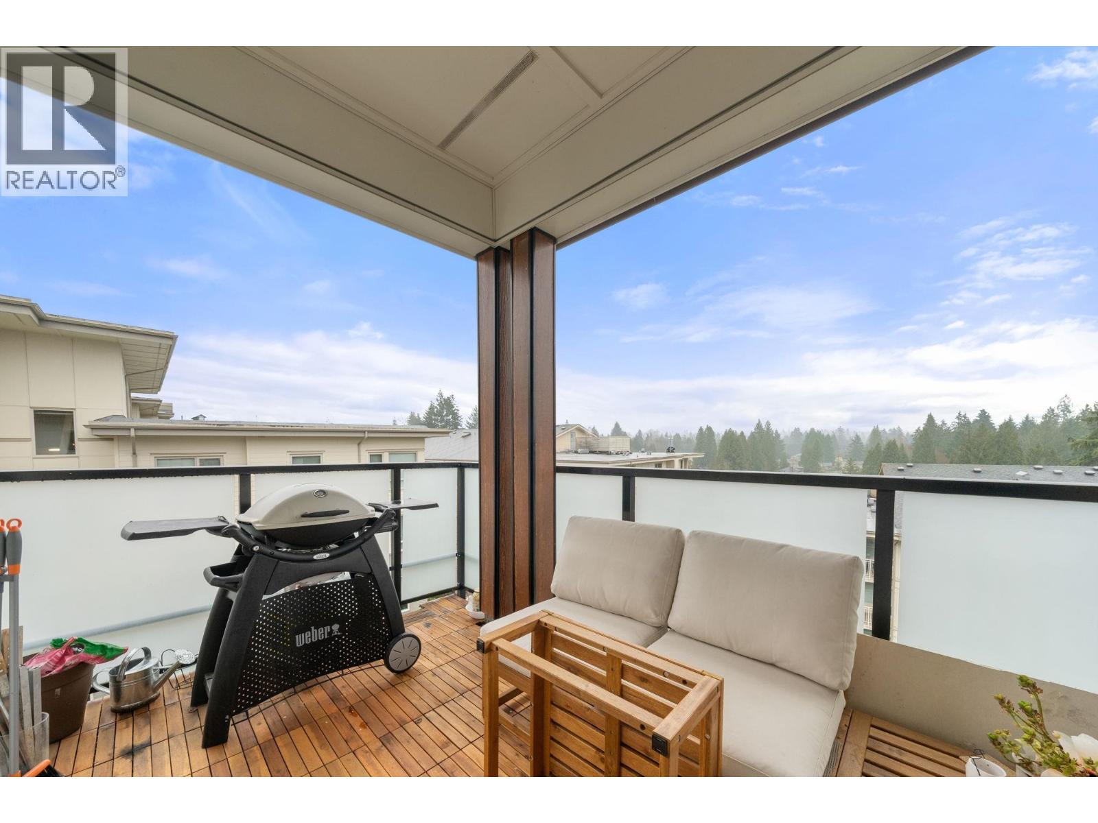 503 2632 LIBRARY LANE, North Vancouver