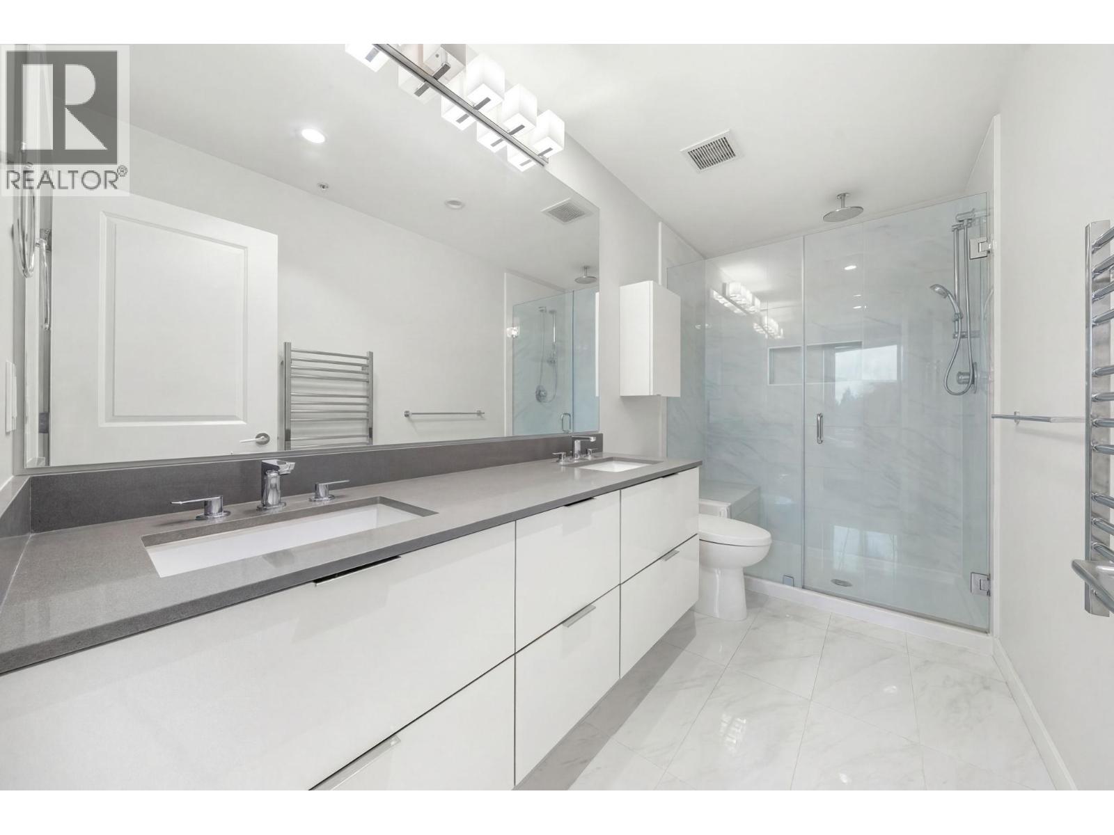 503 2632 LIBRARY LANE, North Vancouver