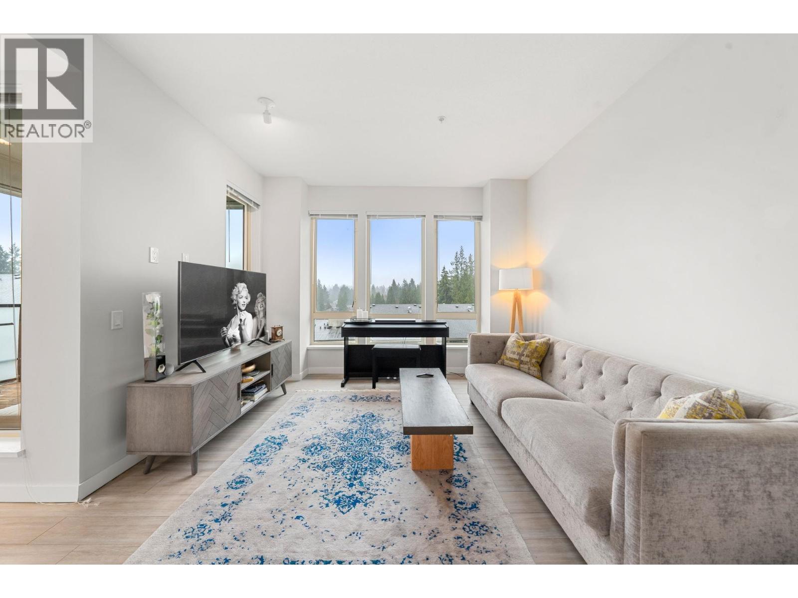 503 2632 LIBRARY LANE, North Vancouver
