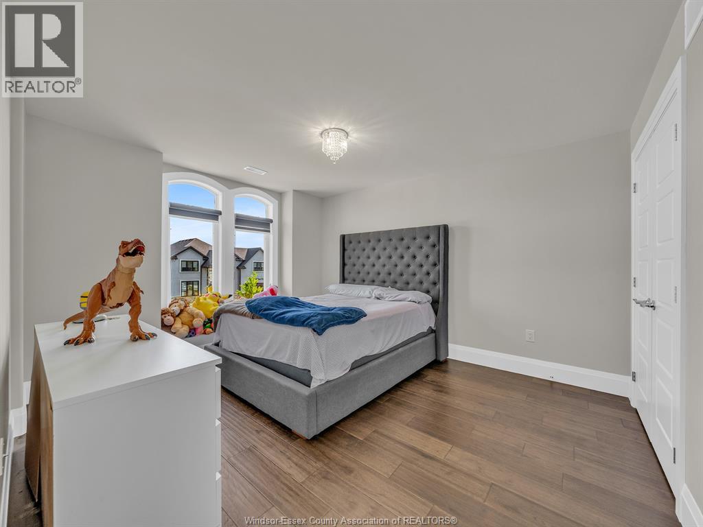 336 BENSON COURT - Image 32