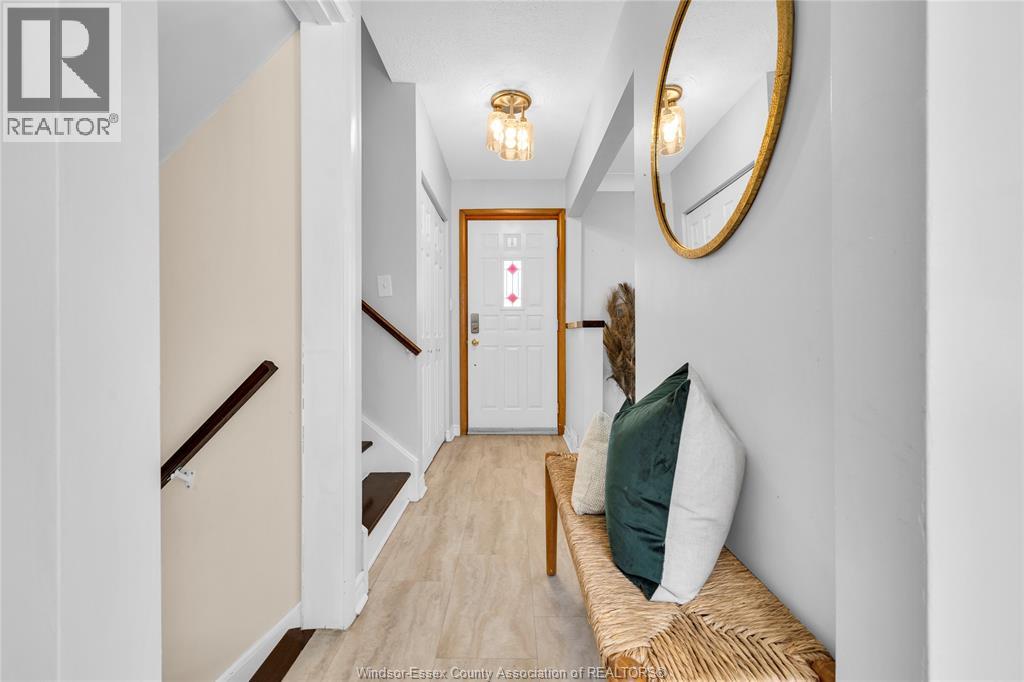 4025 MOUNT ROYAL - Image 3