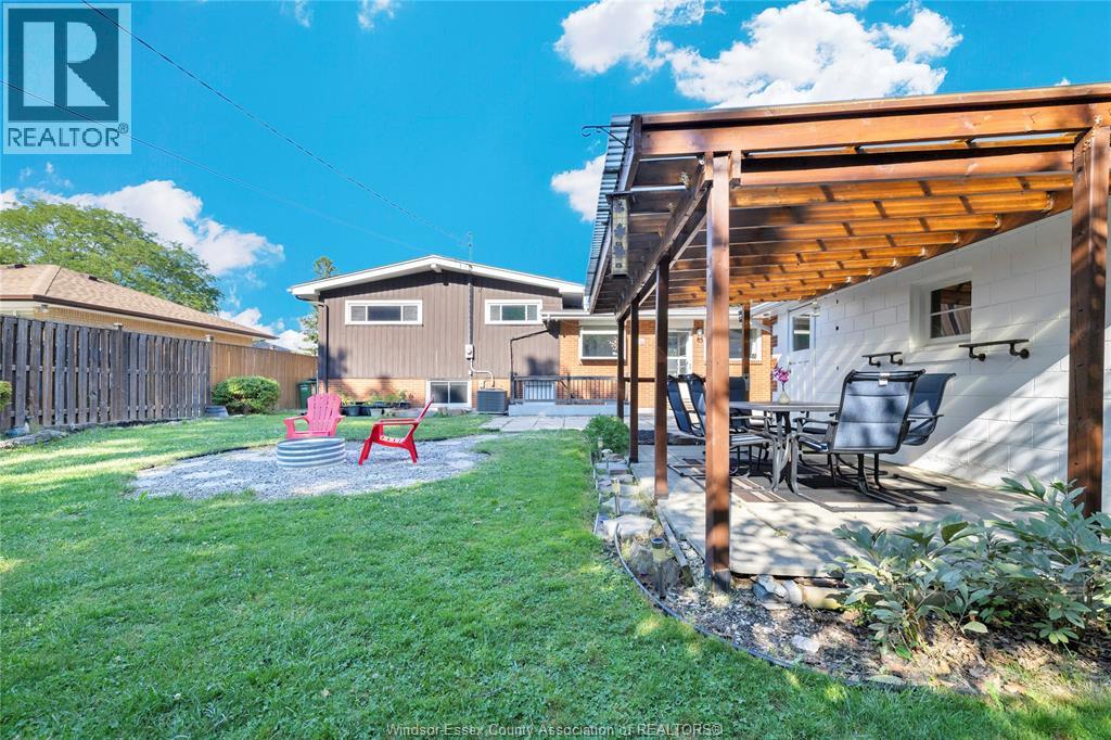 4025 MOUNT ROYAL - 30