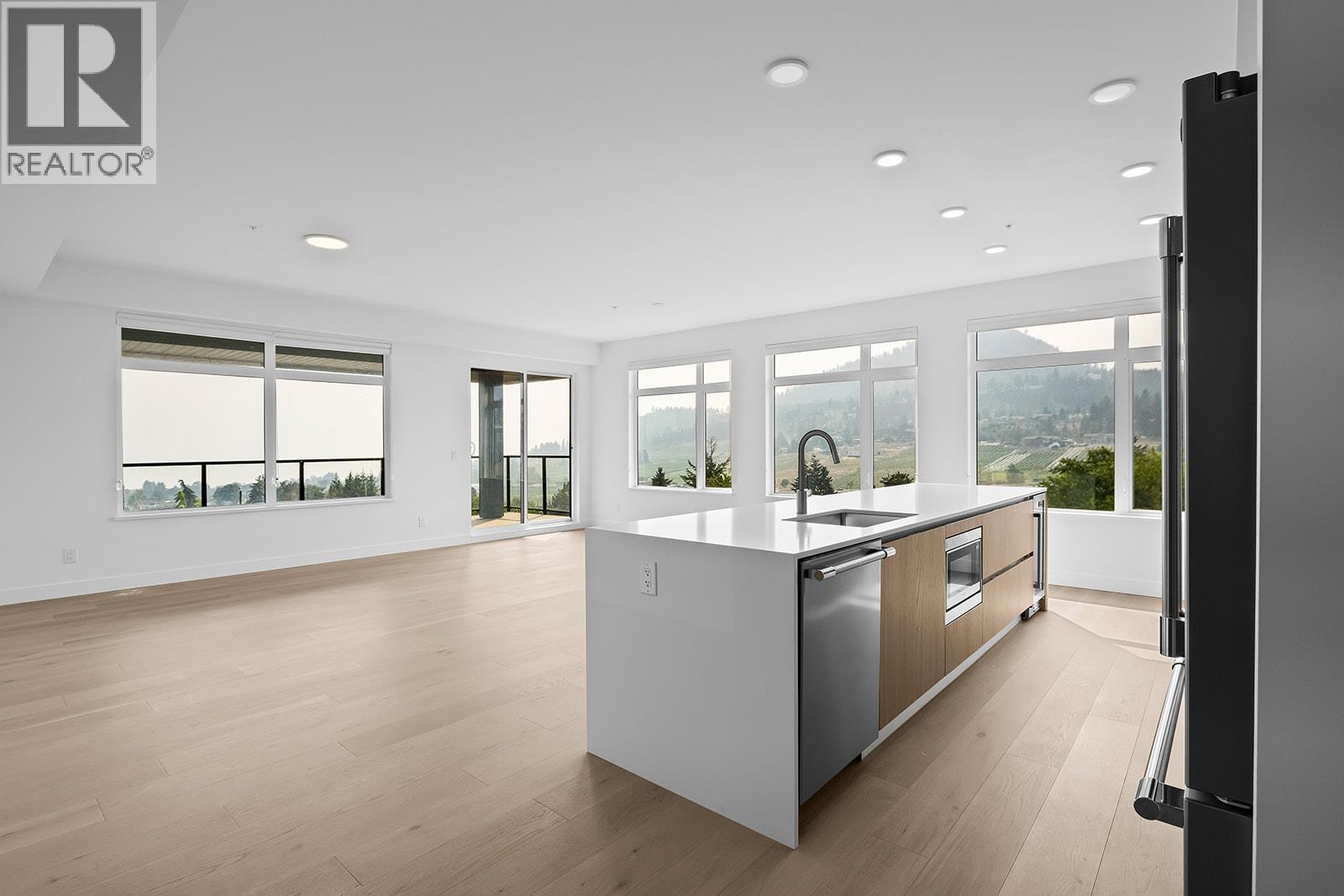 #204 2760 Olalla Road - Image 7