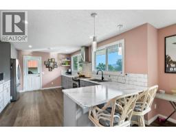 Kitchen - 4326 Karindale Road, Kamloops, BC V2B8N1 Photo 7