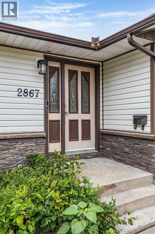 2867 16 Ave  SE - Image 4