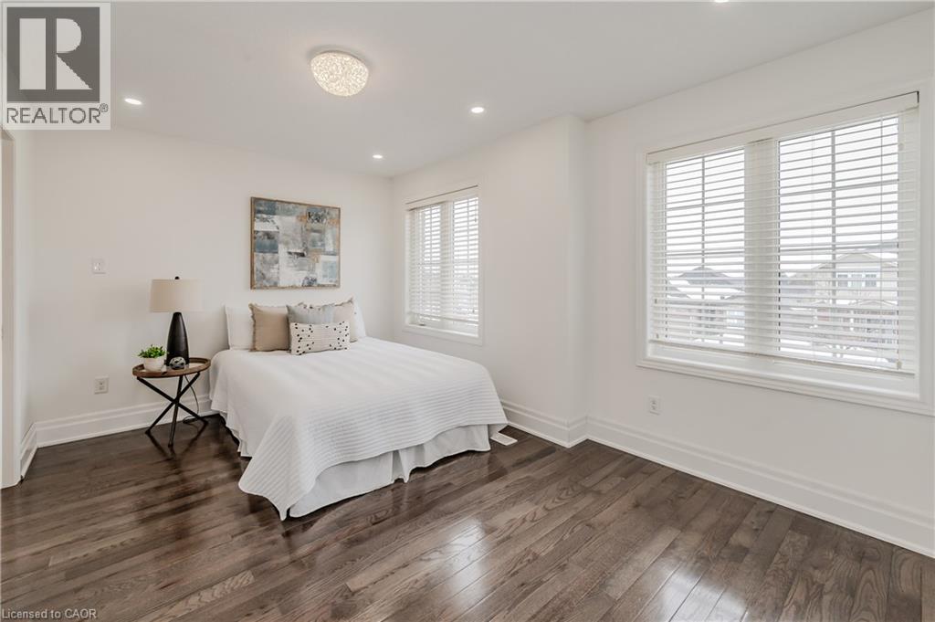 498 THOMAS SLEE Drive - Image 21